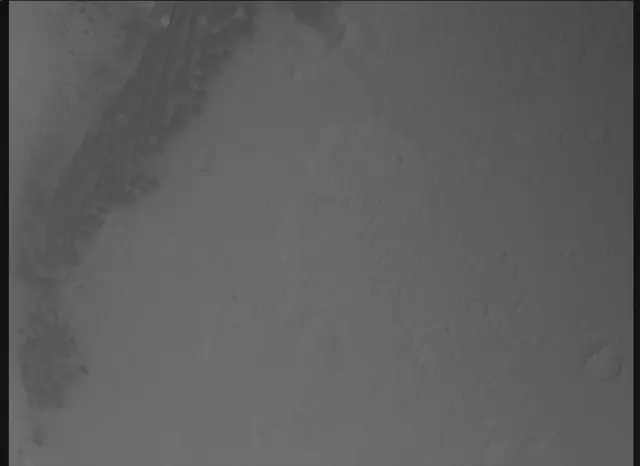Sol 0: Mars Descent Imager (MARDI)