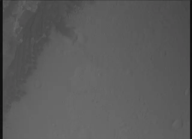 Sol 0: Mars Descent Imager (MARDI)