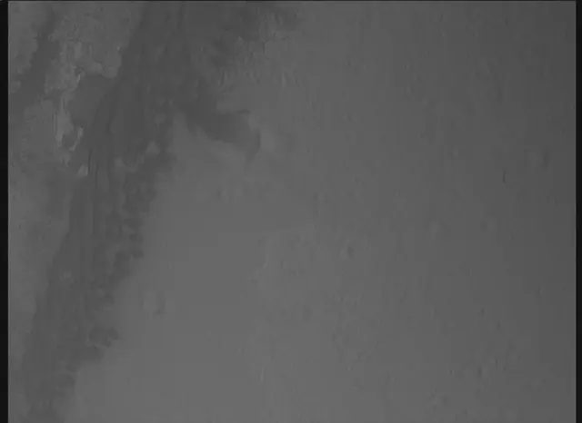 Sol 0: Mars Descent Imager (MARDI)