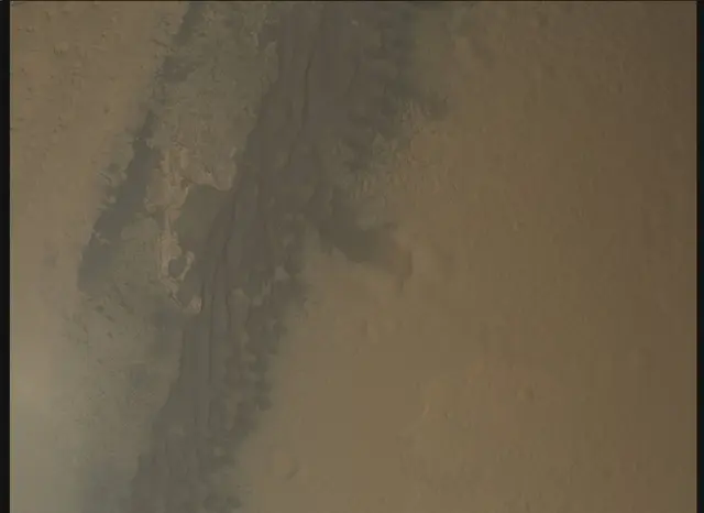 Sol 0: Mars Descent Imager (MARDI)