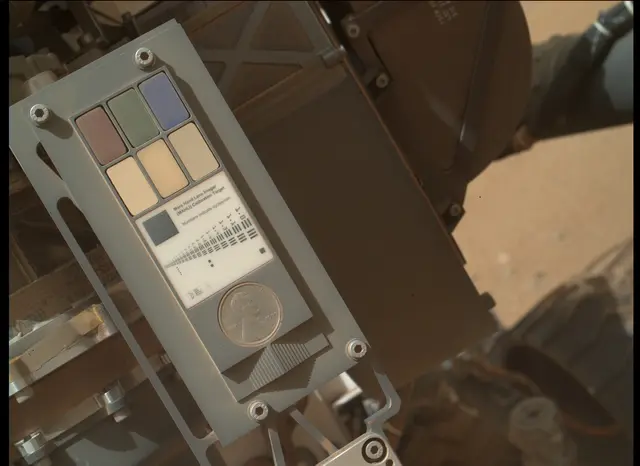 Sol 34: Mars Hand Lens Imager (MAHLI)