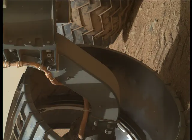 Sol 34: Mars Hand Lens Imager (MAHLI)