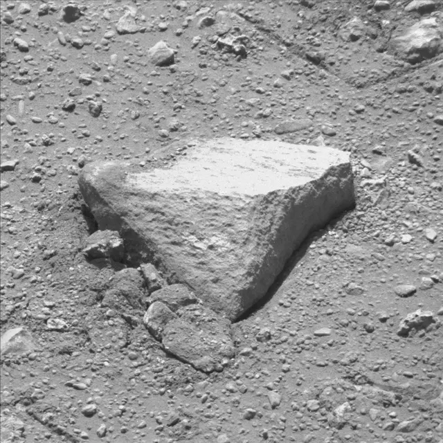 Sol 37: Mast Camera (Mastcam)
