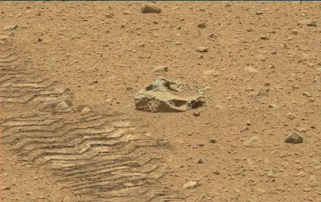 Sol 38: Mast Camera (Mastcam)