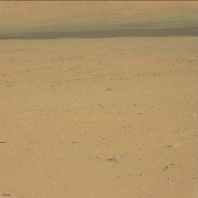 Sol 40: Mast Camera (Mastcam)
