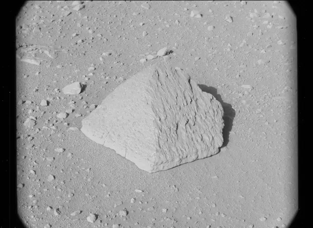 Sol 44: Mast Camera (Mastcam)
