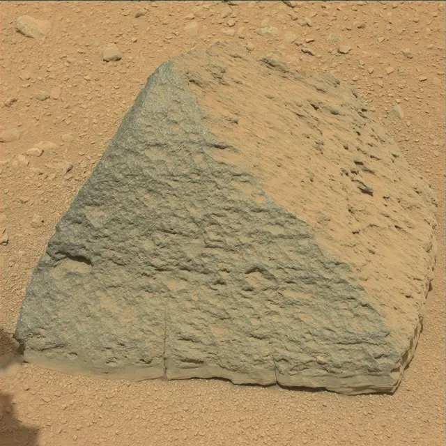 Sol 46: Mast Camera (Mastcam)