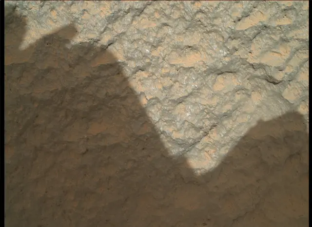 Sol 46: Mars Hand Lens Imager (MAHLI)