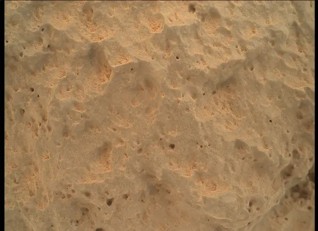 Sol 46: Mars Hand Lens Imager (MAHLI)