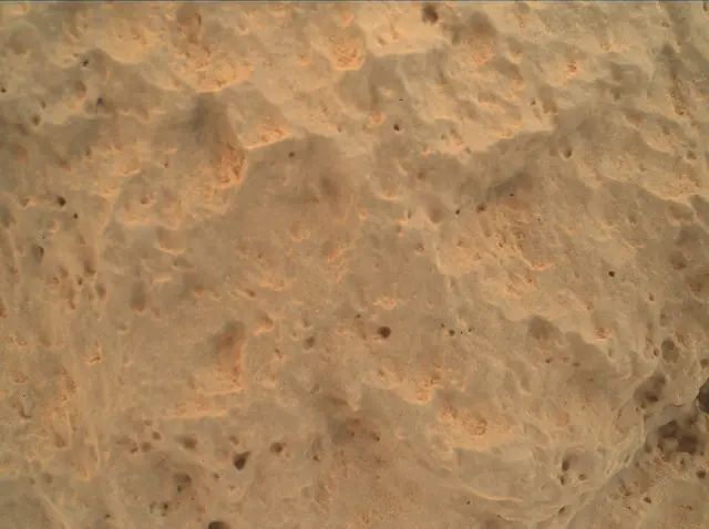 Sol 46: Mars Hand Lens Imager (MAHLI)