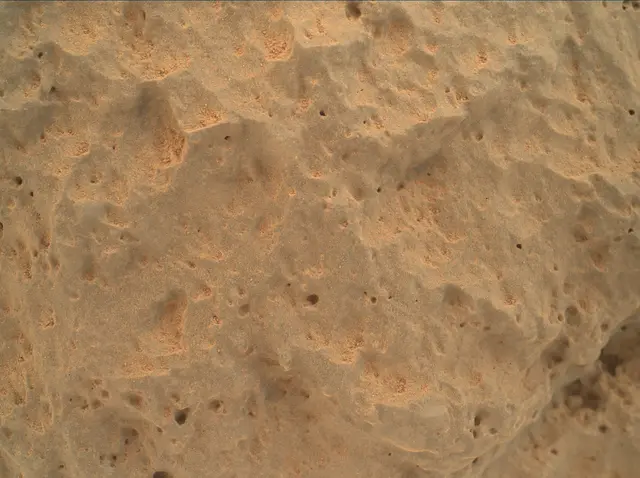 Sol 46: Mars Hand Lens Imager (MAHLI)