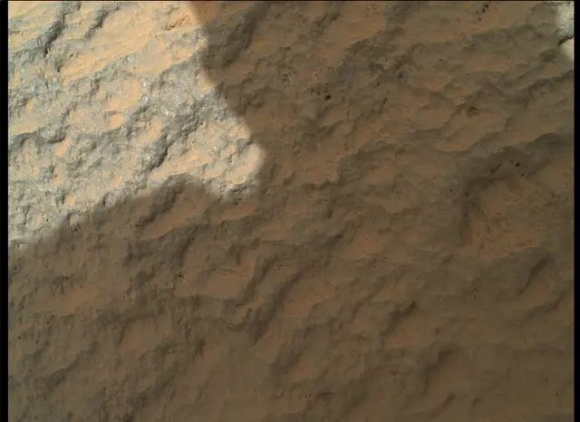 Sol 47: Mars Hand Lens Imager (MAHLI)