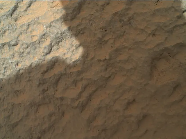 Sol 47: Mars Hand Lens Imager (MAHLI)