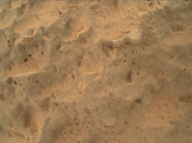 Sol 47: Mars Hand Lens Imager (MAHLI)