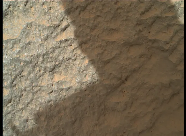 Sol 47: Mars Hand Lens Imager (MAHLI)