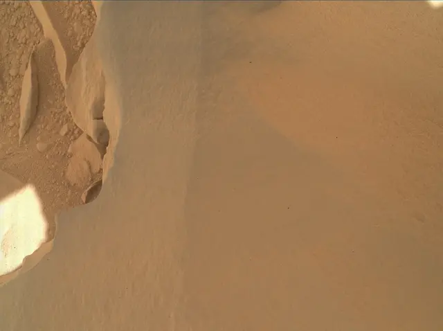 Sol 54: Mars Hand Lens Imager (MAHLI)