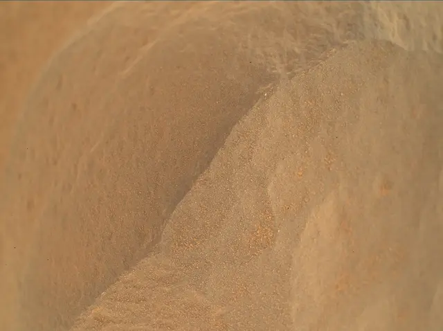 Sol 54: Mars Hand Lens Imager (MAHLI)