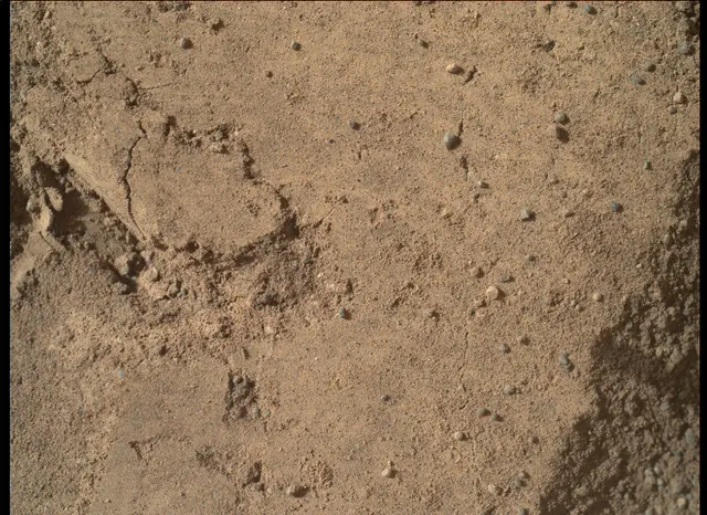 Sol 58: Mars Hand Lens Imager (MAHLI)