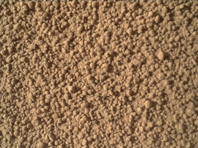 Sol 58: Mars Hand Lens Imager (MAHLI)