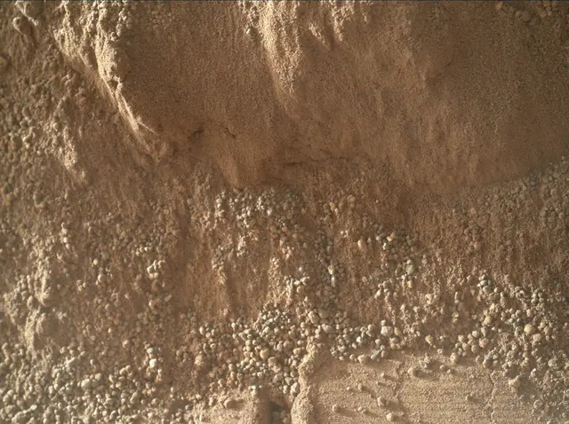 Sol 58: Mars Hand Lens Imager (MAHLI)