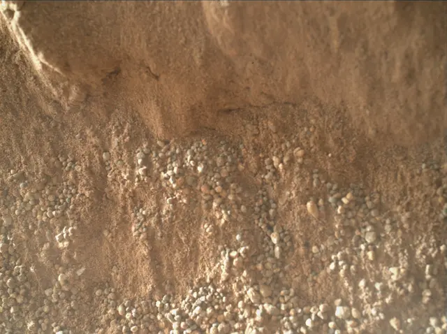 Sol 58: Mars Hand Lens Imager (MAHLI)