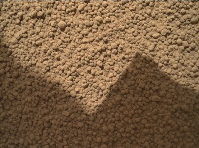 Sol 60: Mars Hand Lens Imager (MAHLI)