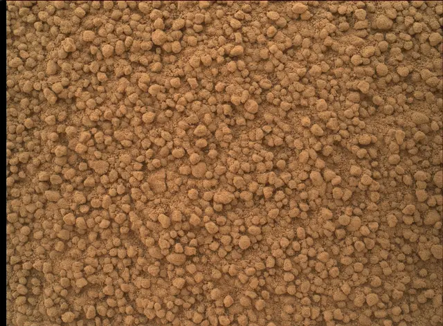 Sol 61: Mars Hand Lens Imager (MAHLI)