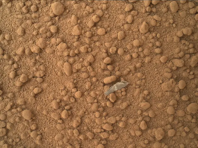 Sol 65: Mars Hand Lens Imager (MAHLI)