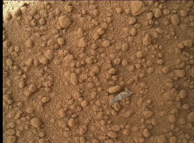 Sol 65: Mars Hand Lens Imager (MAHLI)