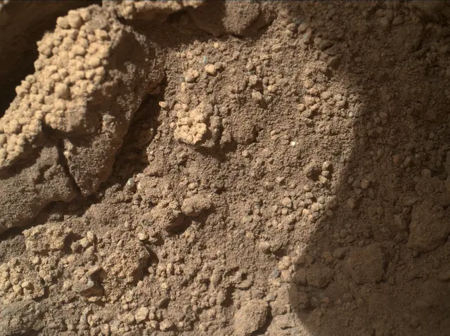 Sol 66: Mars Hand Lens Imager (MAHLI)