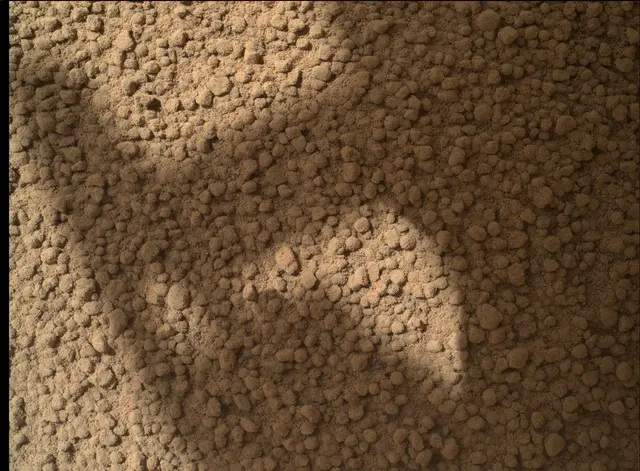 Sol 67: Mars Hand Lens Imager (MAHLI)