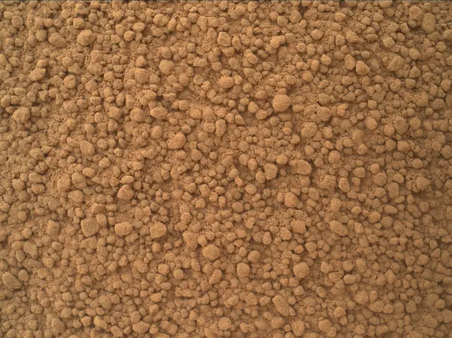 Sol 67: Mars Hand Lens Imager (MAHLI)
