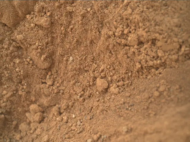 Sol 67: Mars Hand Lens Imager (MAHLI)