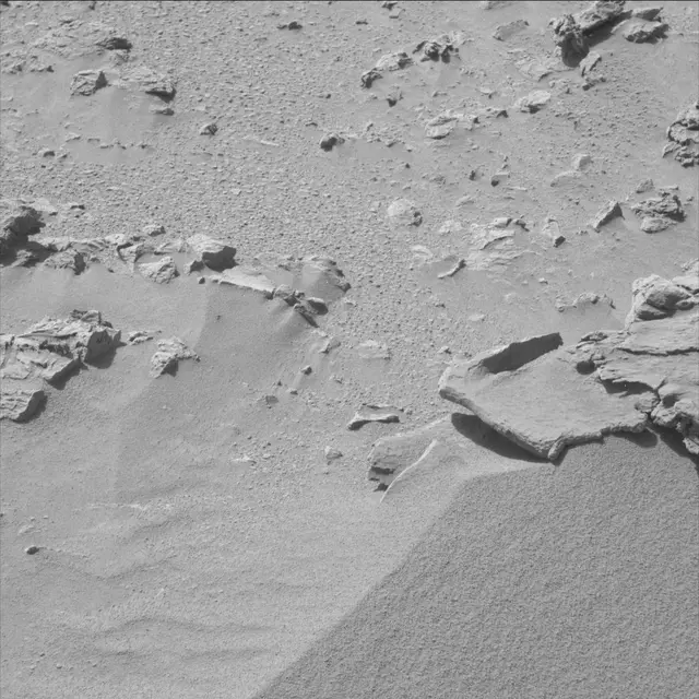 Sol 75: Mast Camera (Mastcam)