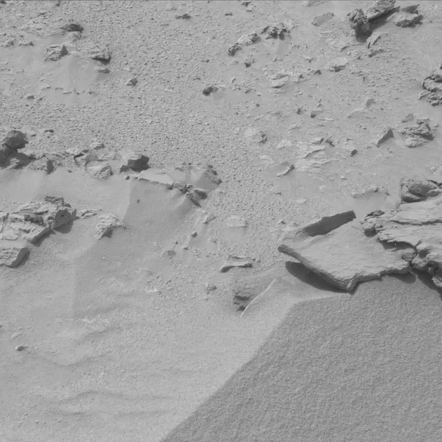 Sol 75: Mast Camera (Mastcam)