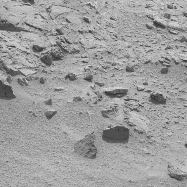 Sol 75: Mast Camera (Mastcam)