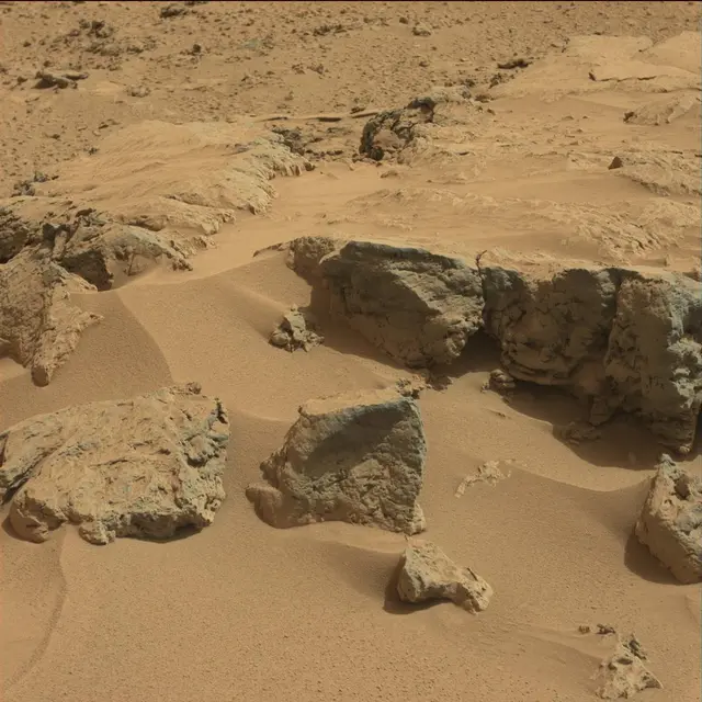 Sol 78: Mast Camera (Mastcam)
