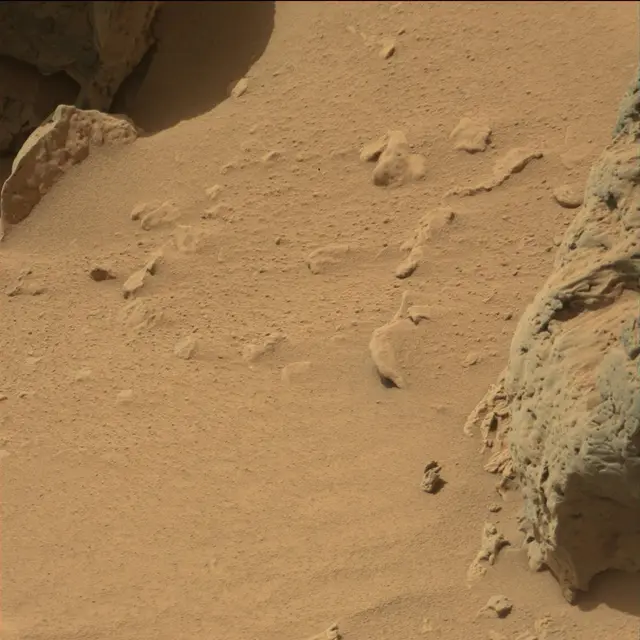 Sol 79: Mast Camera (Mastcam)