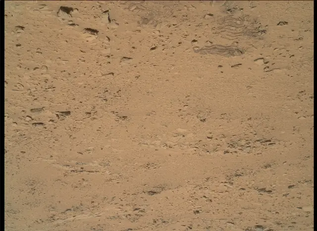 Sol 84: Mars Hand Lens Imager (MAHLI)