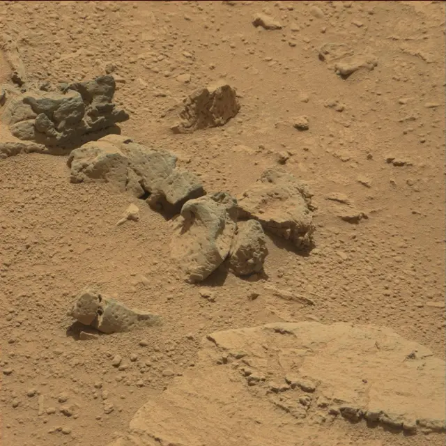 Sol 85: Mast Camera (Mastcam)