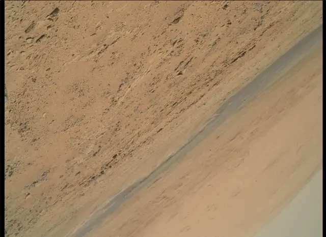 Sol 85: Mars Hand Lens Imager (MAHLI)