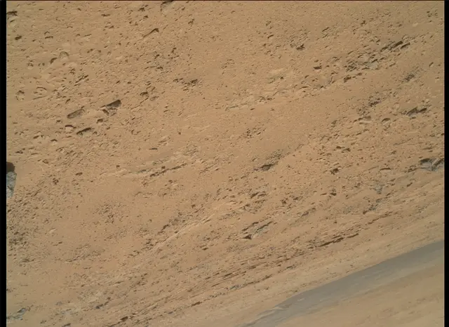 Sol 85: Mars Hand Lens Imager (MAHLI)