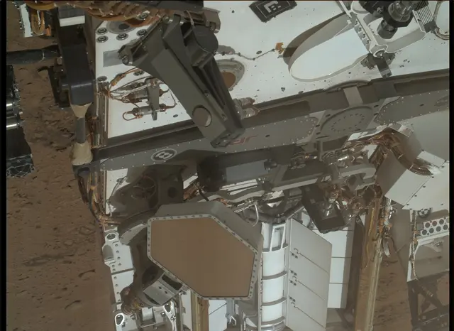 Sol 85: Mars Hand Lens Imager (MAHLI)