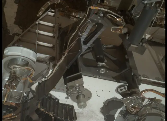 Sol 85: Mars Hand Lens Imager (MAHLI)