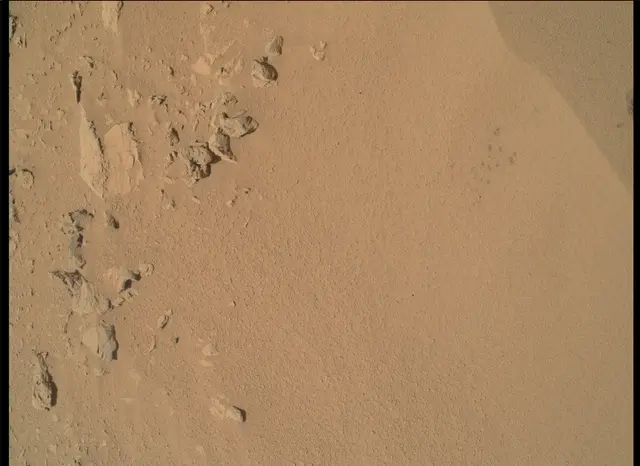 Sol 85: Mars Hand Lens Imager (MAHLI)