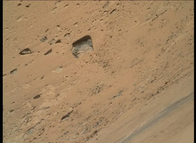 Sol 85: Mars Hand Lens Imager (MAHLI)