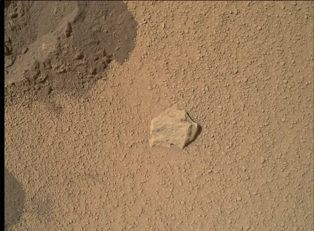 Sol 88: Mars Hand Lens Imager (MAHLI)