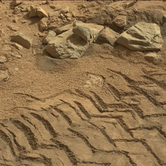 Sol 89: Mast Camera (Mastcam)