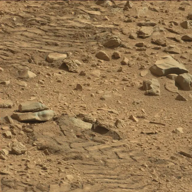 Sol 89: Mast Camera (Mastcam)