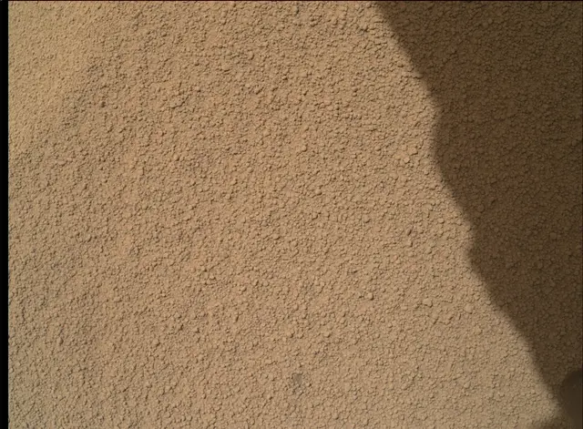 Sol 89: Mars Hand Lens Imager (MAHLI)